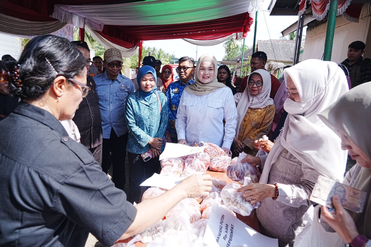 Pemkab Banyuasin Gelar Operasi Murah, Wabup Netta Tinjau Pasar Telang Sari